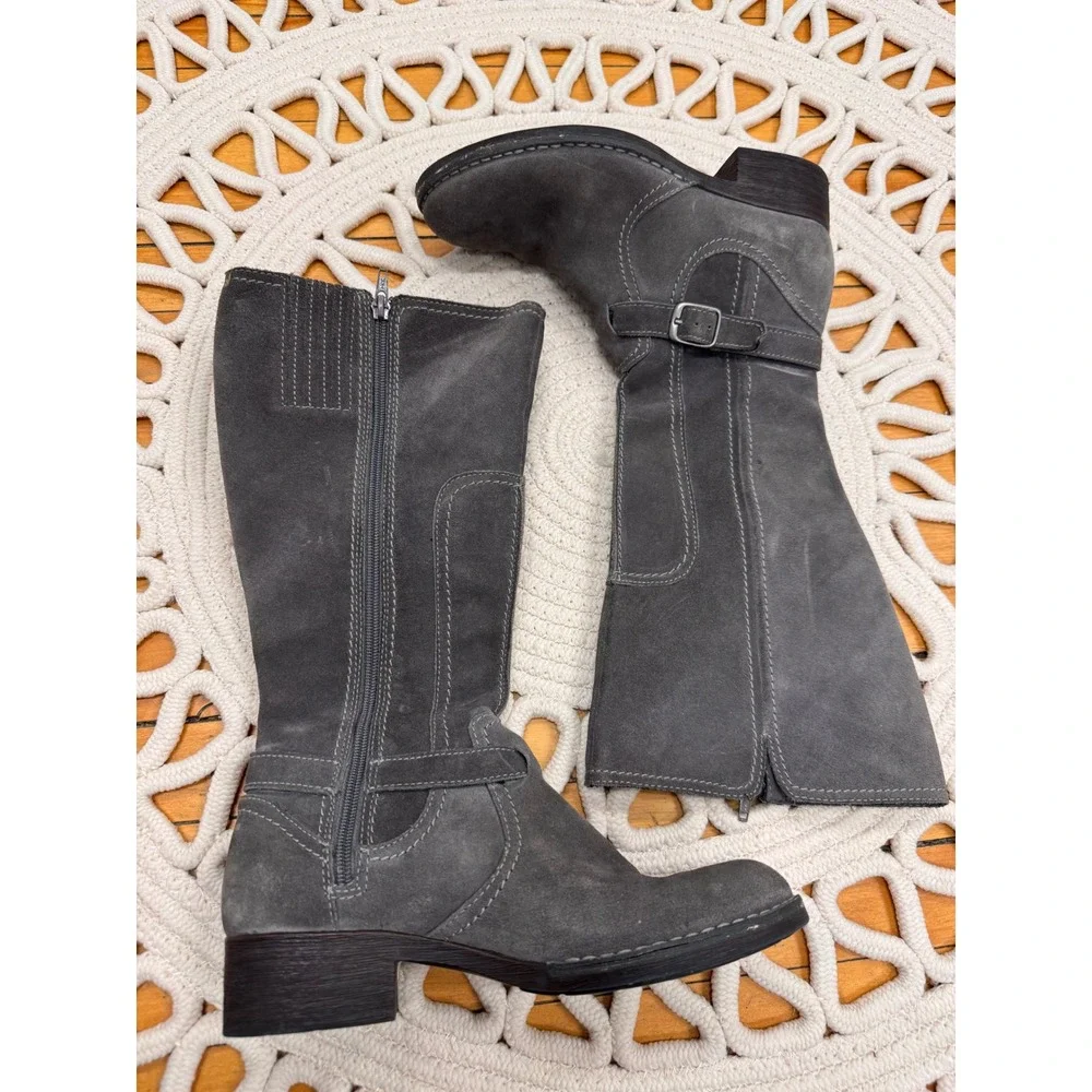 Clark's Gray Suede Knee High Boots Women's Size 7.5 M Side Zip Buckle‎ Detail